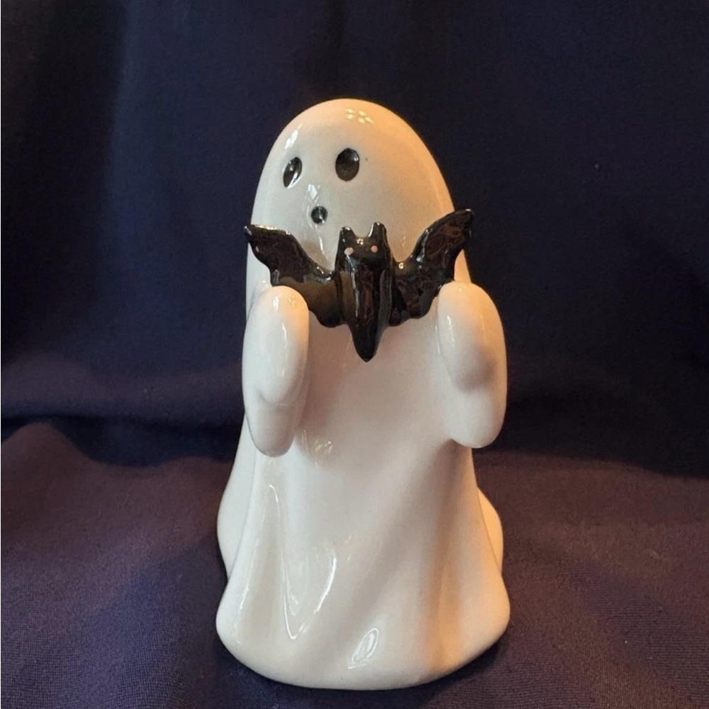 HARD TO FIND- Ceramic Ghost with Bat Halloween Figurine - Hyde & EEK! Boutique